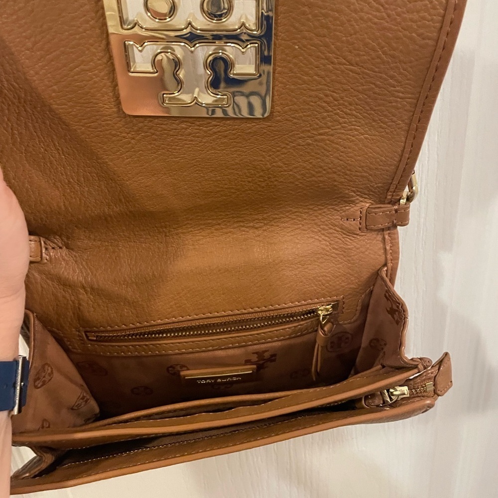 Tory Burch crossbody - Picture 3 of 4